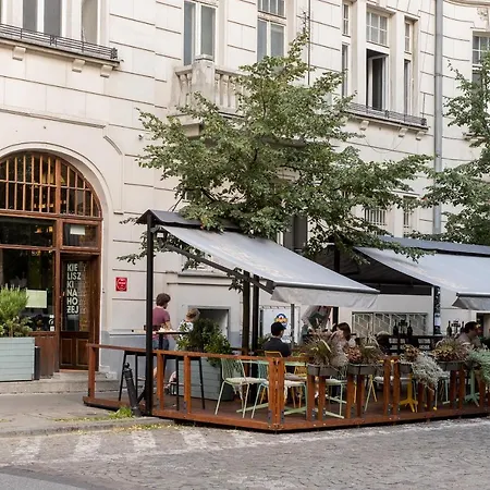 Centre In One By Bookinghost Warsaw